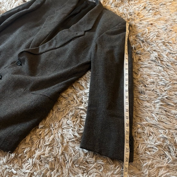 Men’s Giorgio Armani Le Collezioni Vintage 90s Wool blazer 42R. Single breasted